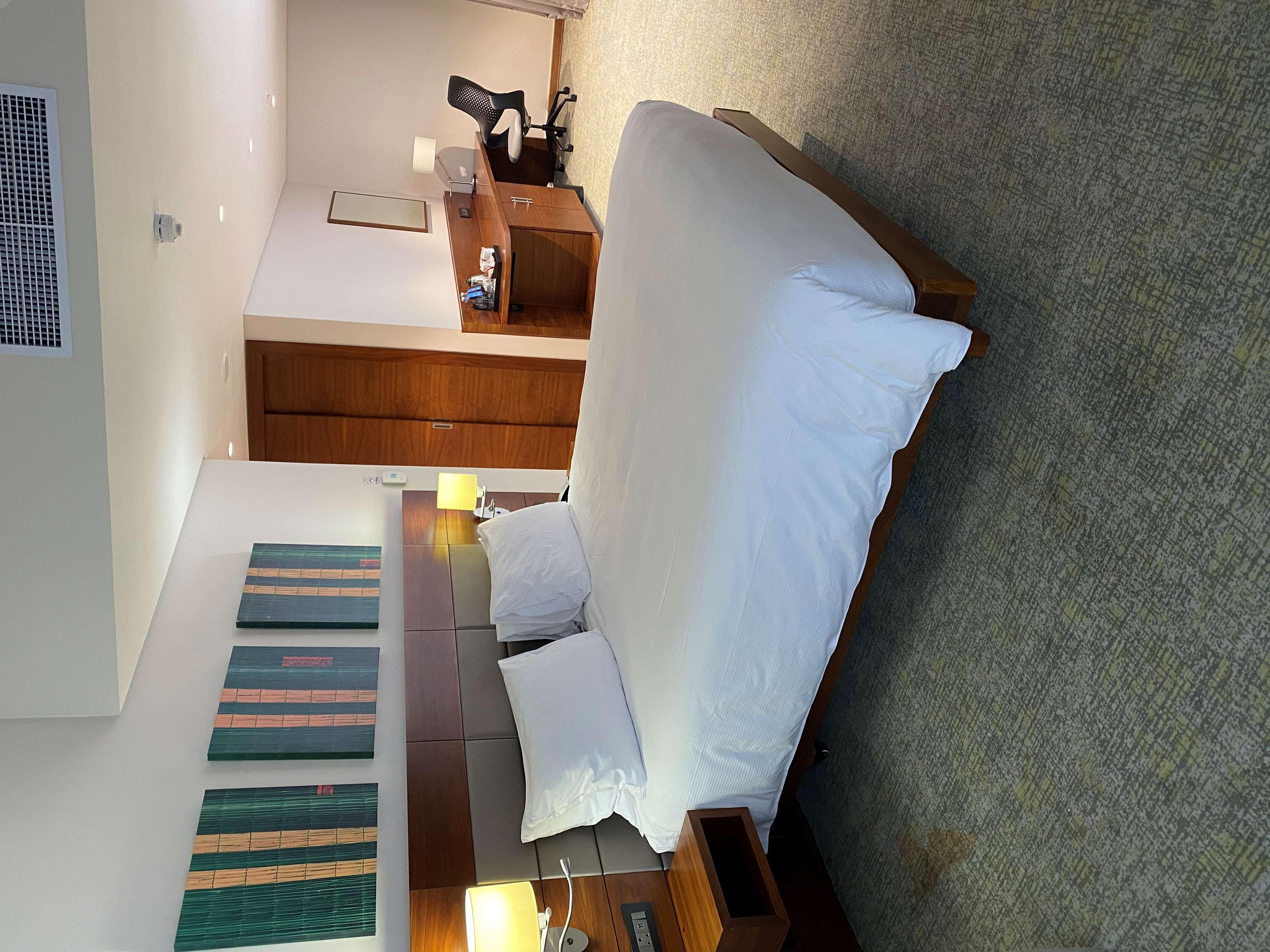 Hilton Garden Inn Mbabane Ngoại thất bức ảnh