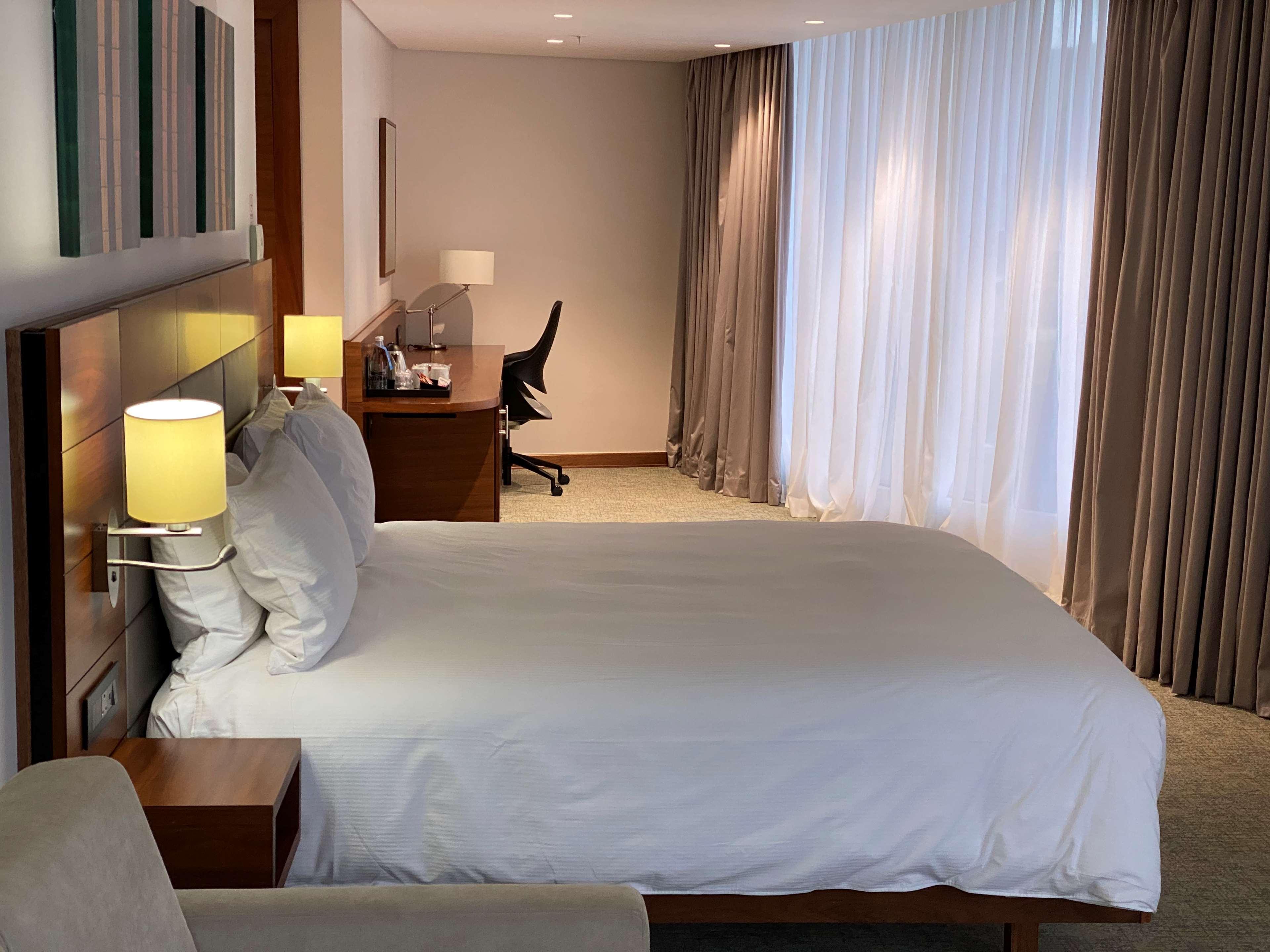 Hilton Garden Inn Mbabane Ngoại thất bức ảnh