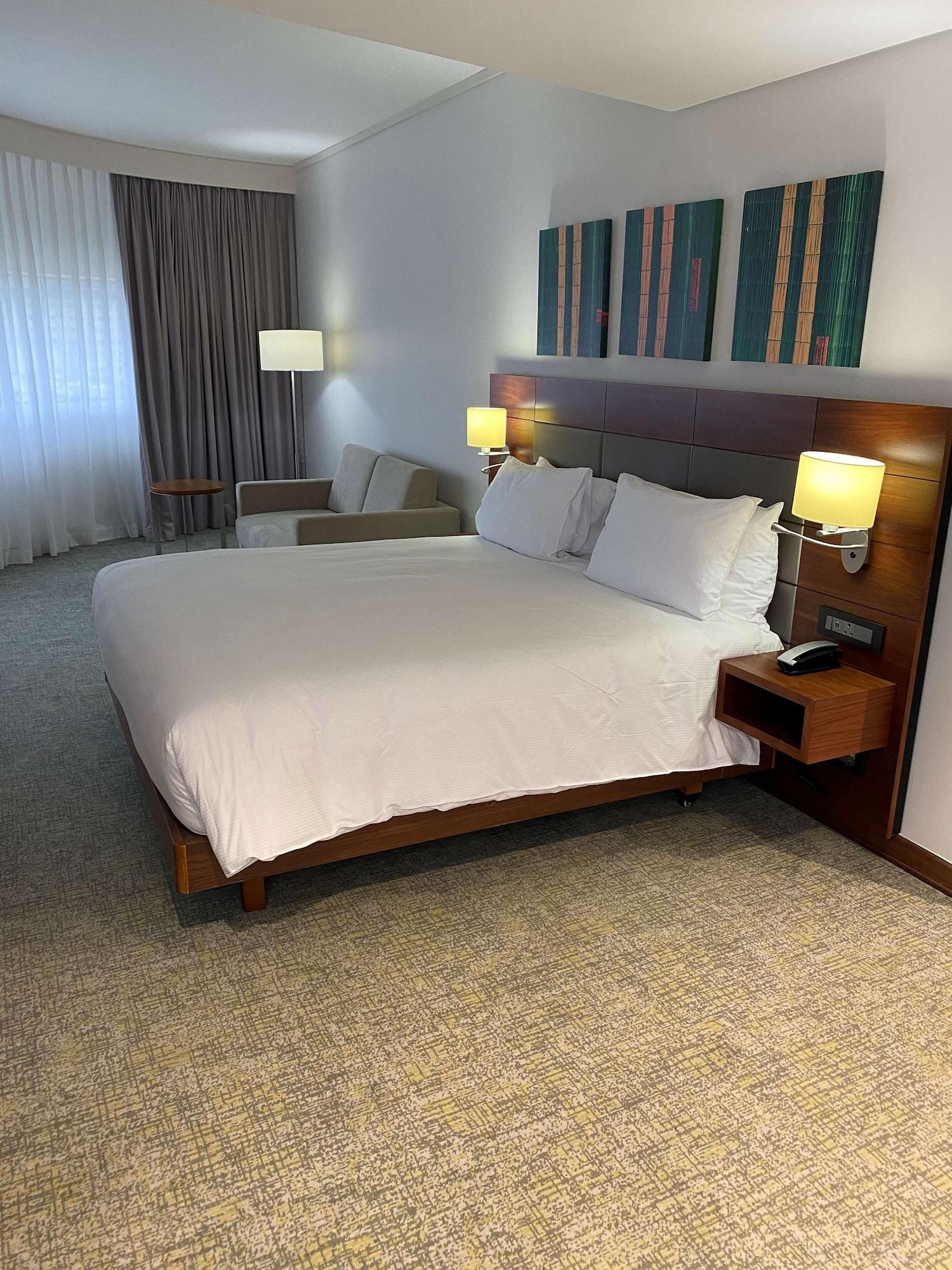 Hilton Garden Inn Mbabane Ngoại thất bức ảnh