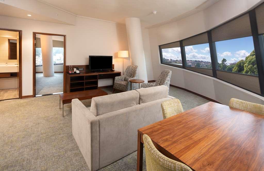 Hilton Garden Inn Mbabane Phòng bức ảnh
