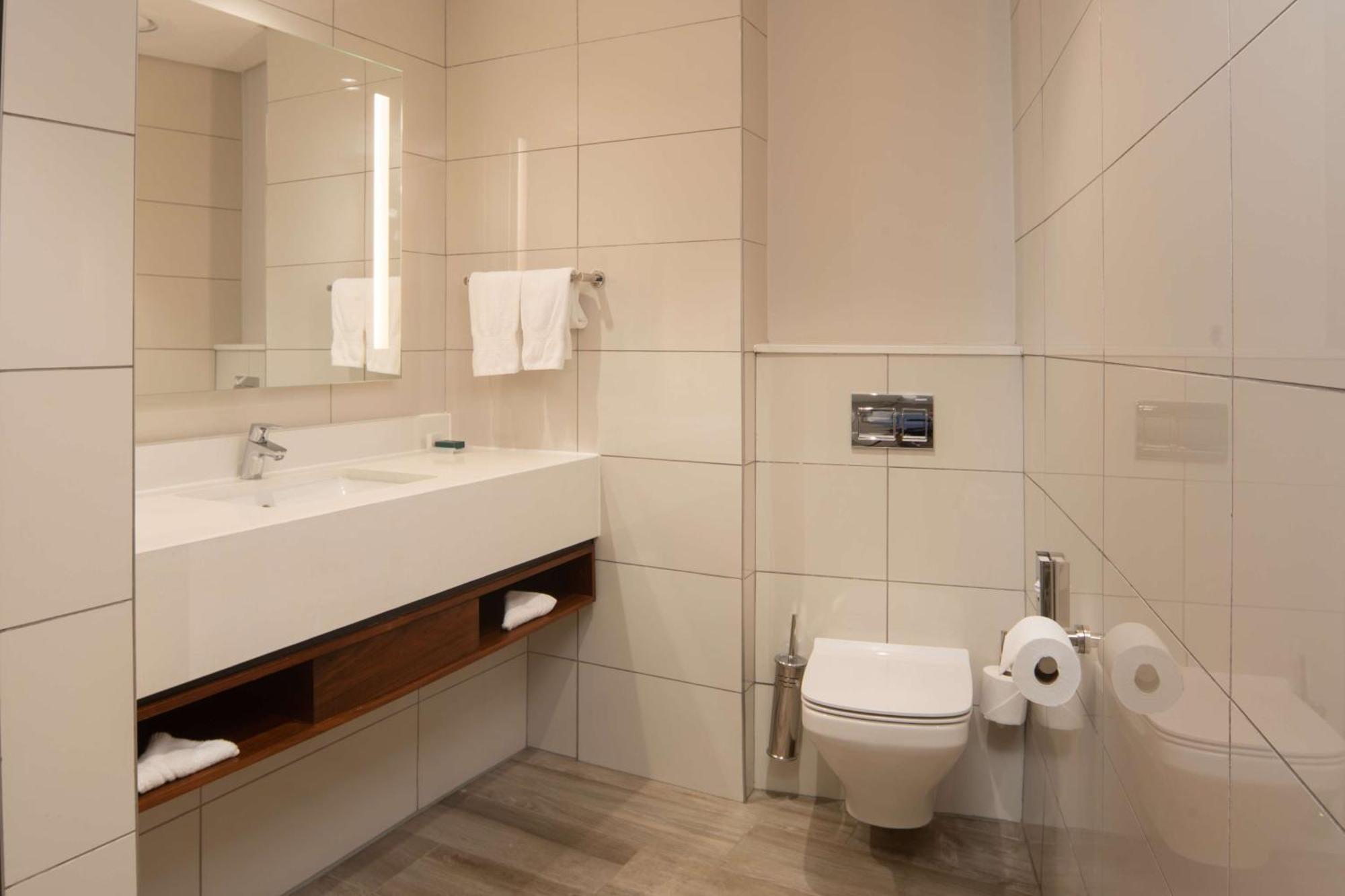 Hilton Garden Inn Mbabane Ngoại thất bức ảnh