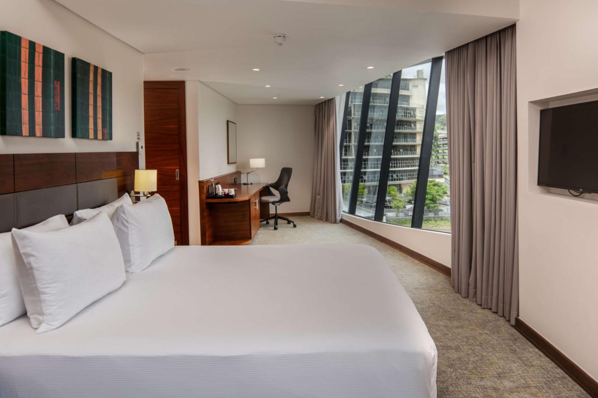 Hilton Garden Inn Mbabane Ngoại thất bức ảnh