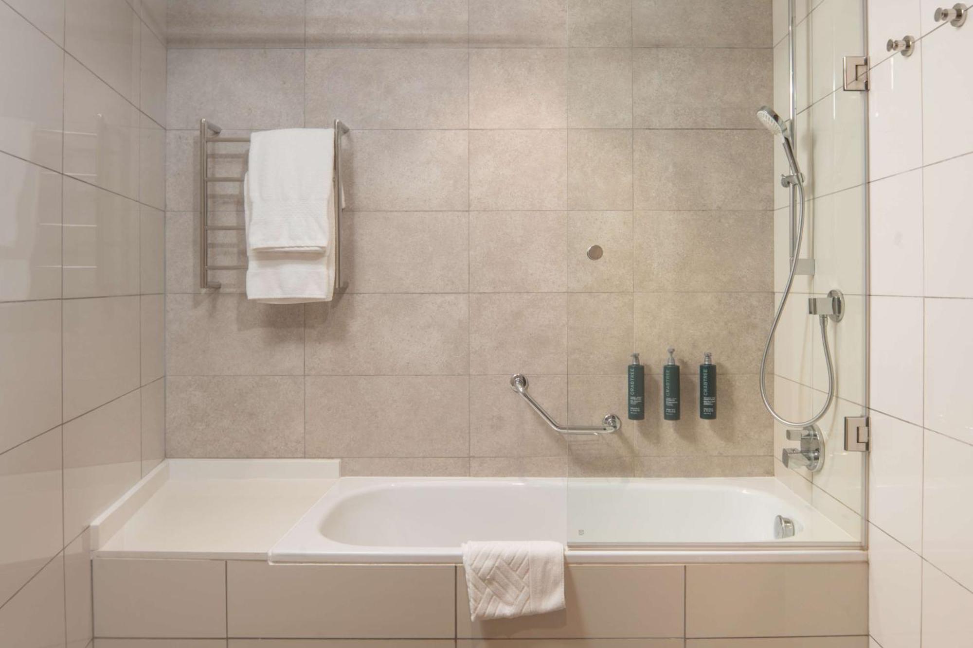 Hilton Garden Inn Mbabane Ngoại thất bức ảnh