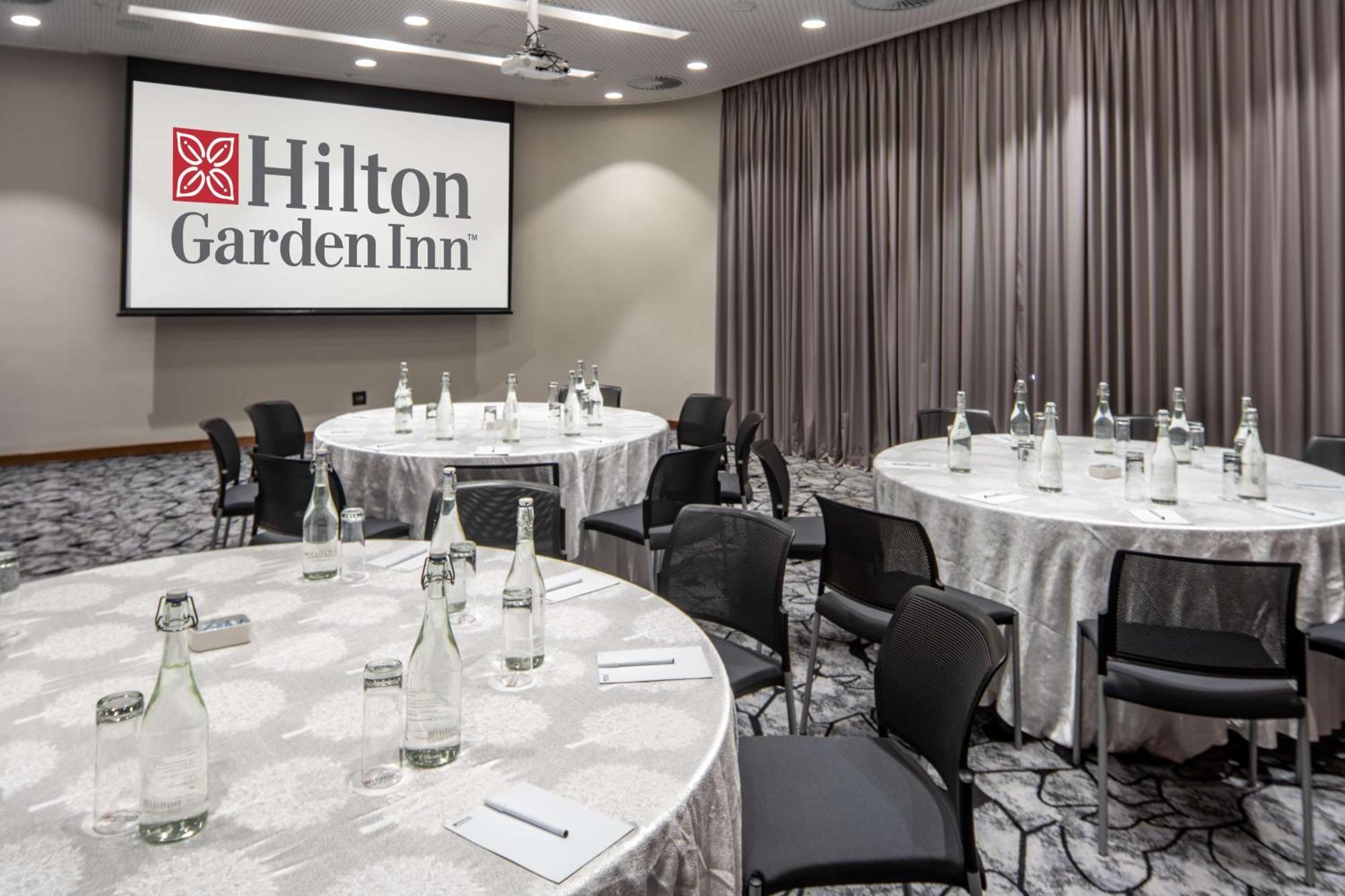 Hilton Garden Inn Mbabane Ngoại thất bức ảnh