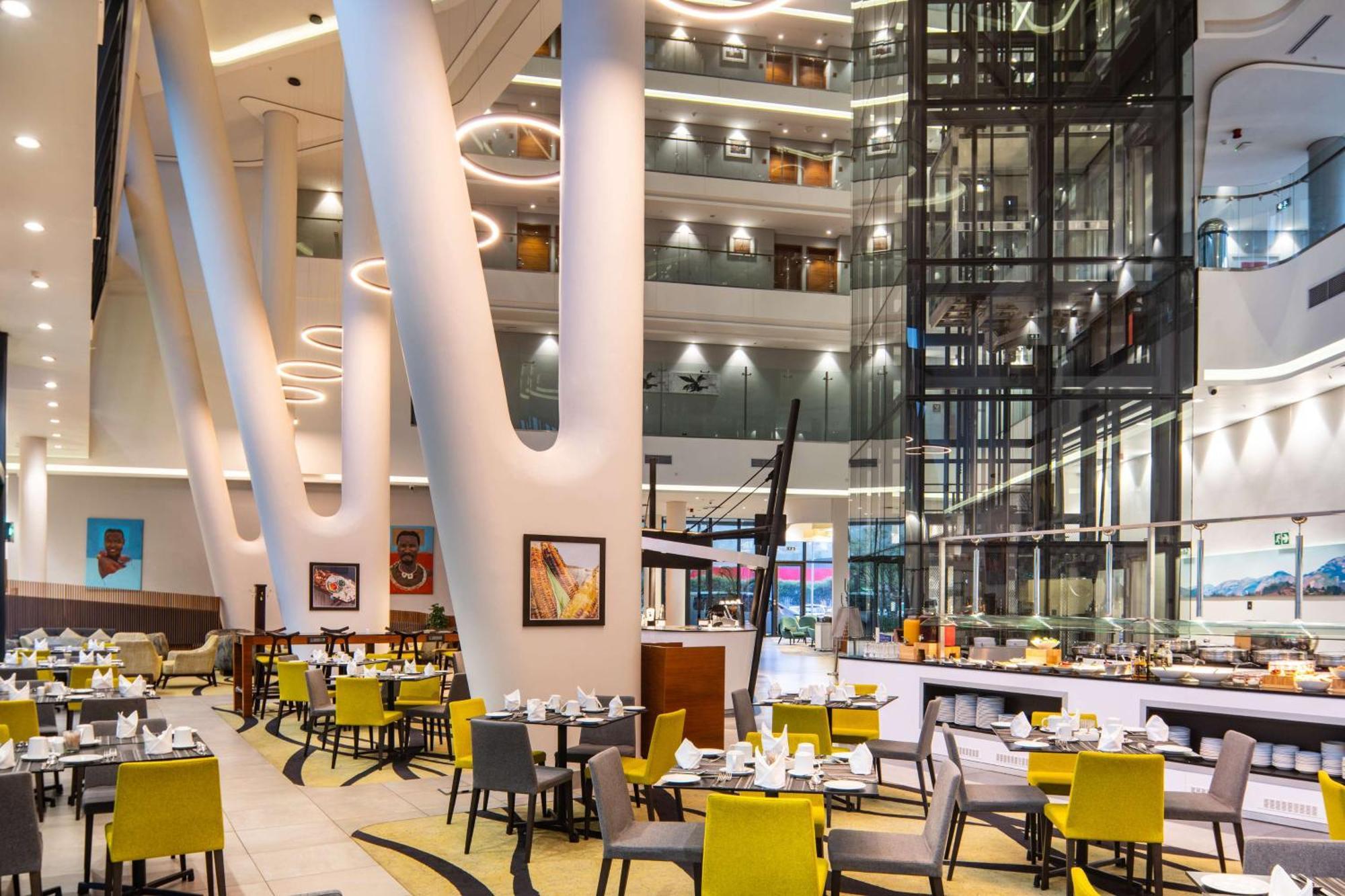 Hilton Garden Inn Mbabane Ngoại thất bức ảnh