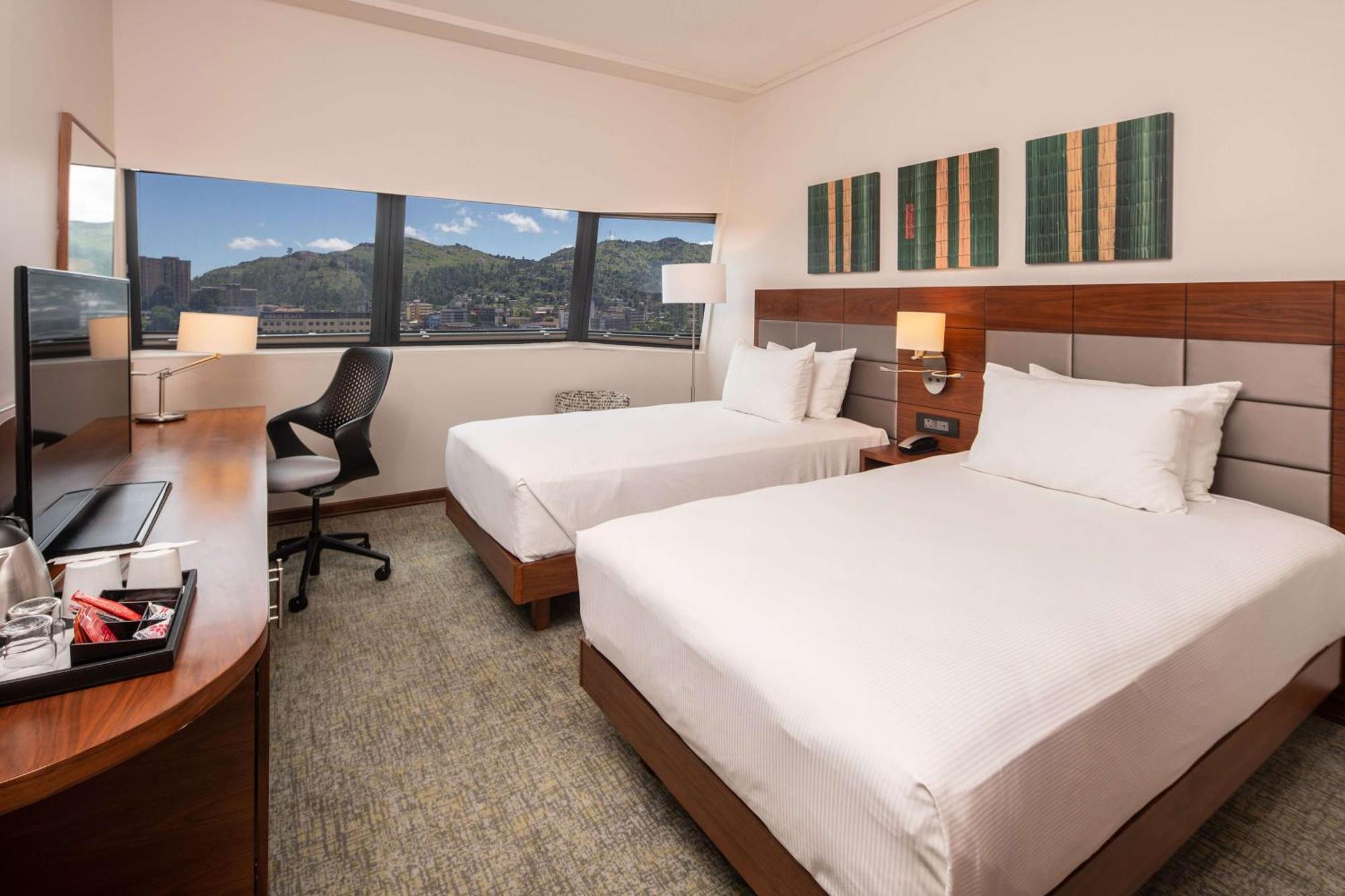 Hilton Garden Inn Mbabane Ngoại thất bức ảnh